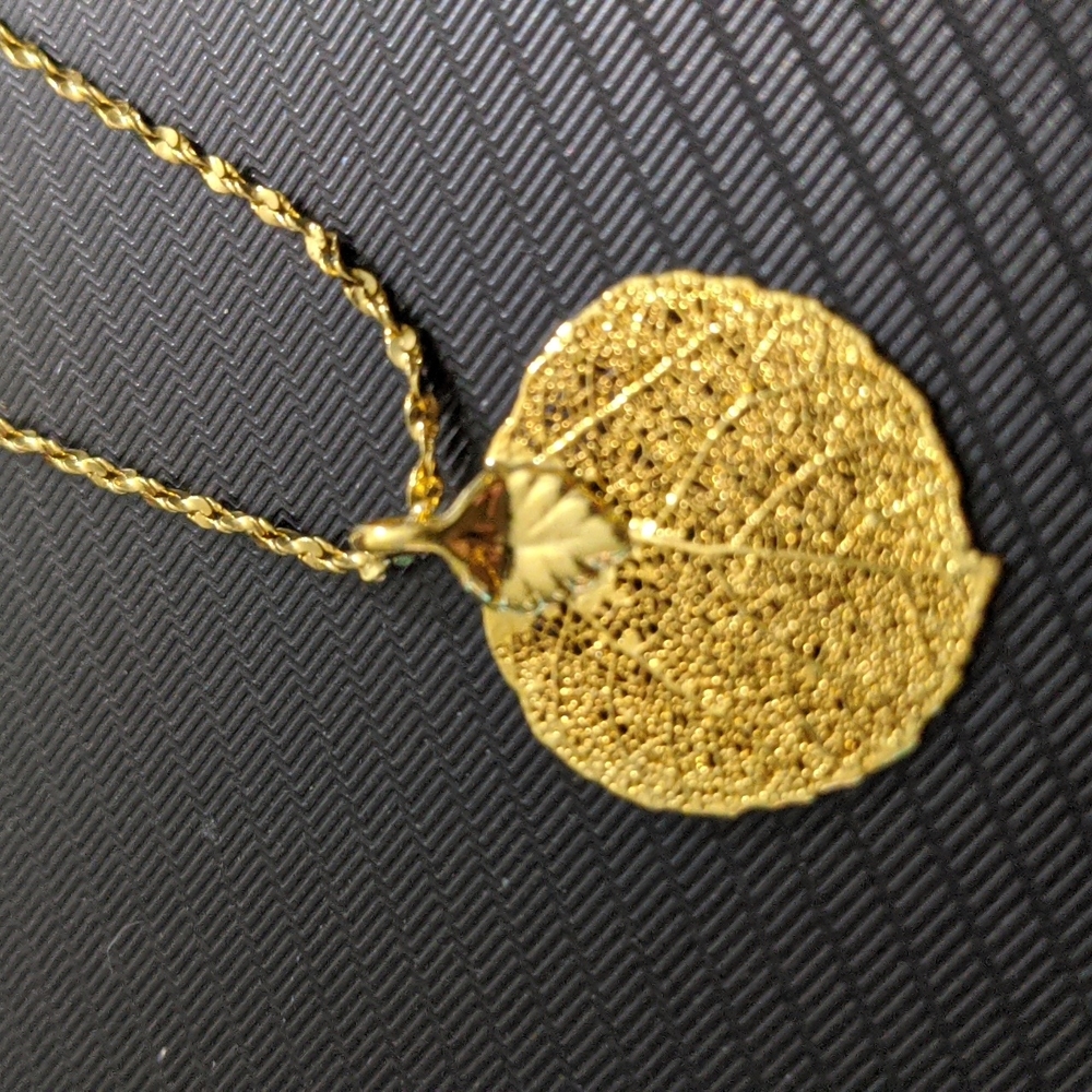 Necklace gold plated leaf from Colorado souvenir shop authentic